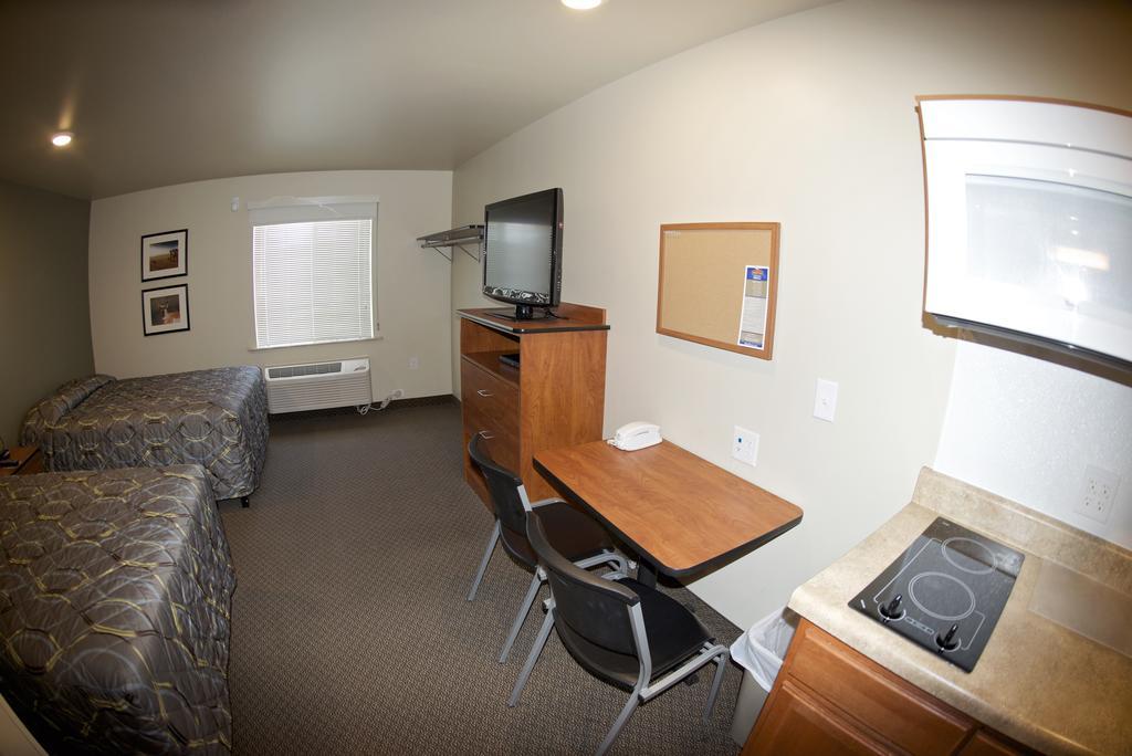 Woodspring Suites Williston Rom bilde