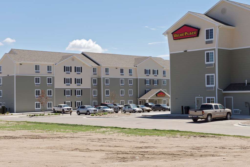 Woodspring Suites Williston Eksteriør bilde