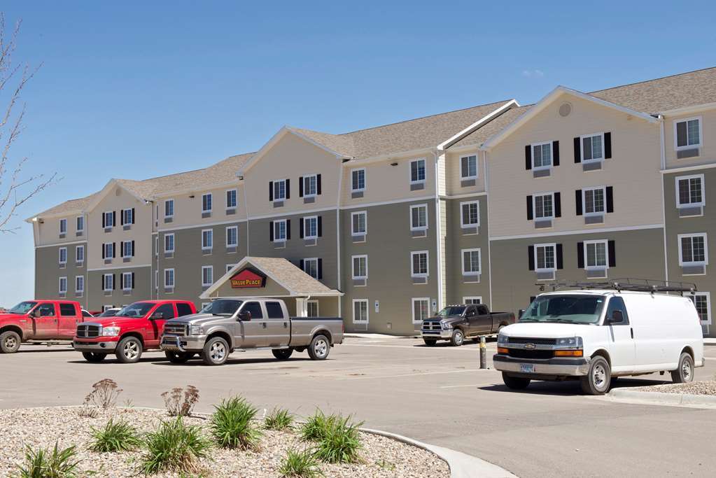 Woodspring Suites Williston Eksteriør bilde