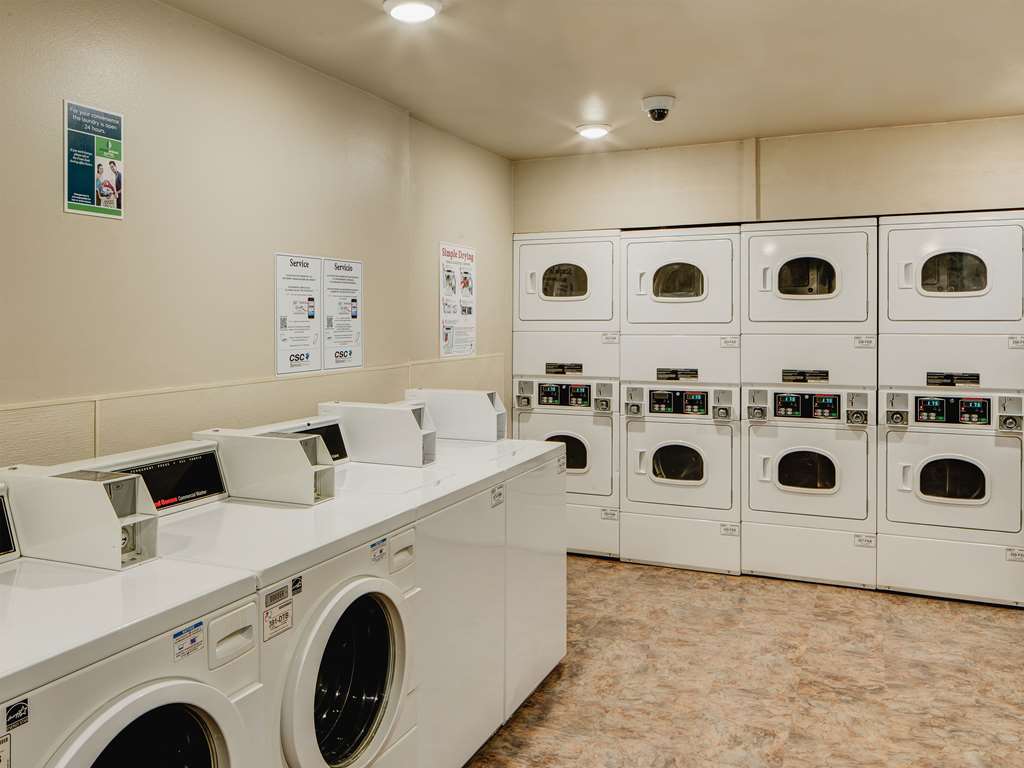 Woodspring Suites Williston Fasiliteter bilde